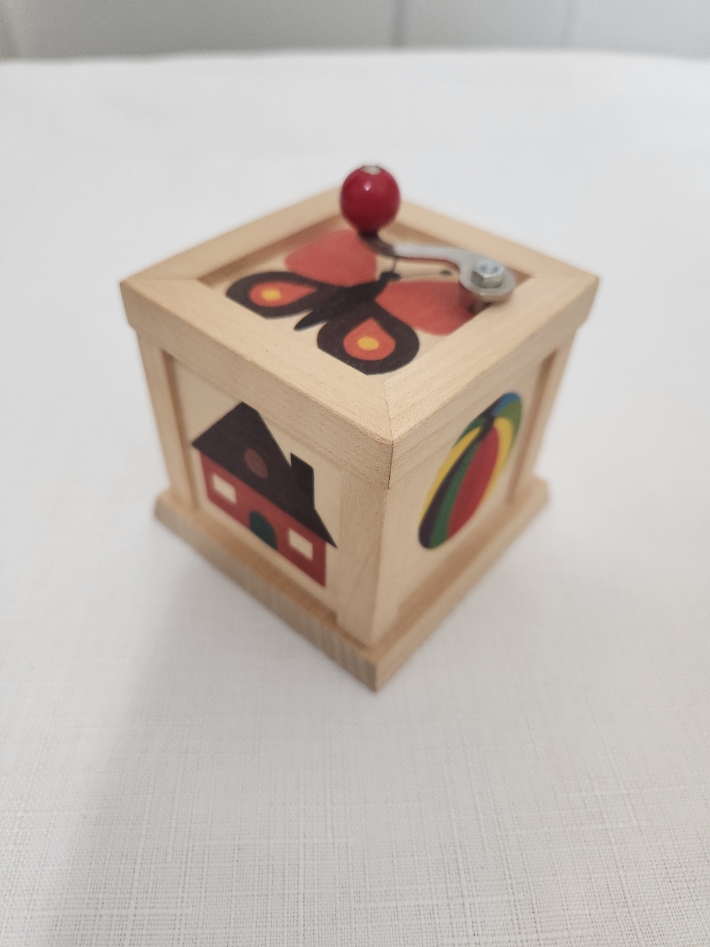 Kiener Zurich Swiss Hand-Made Wooden Music Box